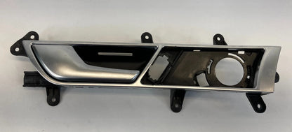 2006-2011 AUDI A6 FRONT LEFT SIDE INTERIOR DOOR HANDLE W/ BEZEL 4F0837019C OEM