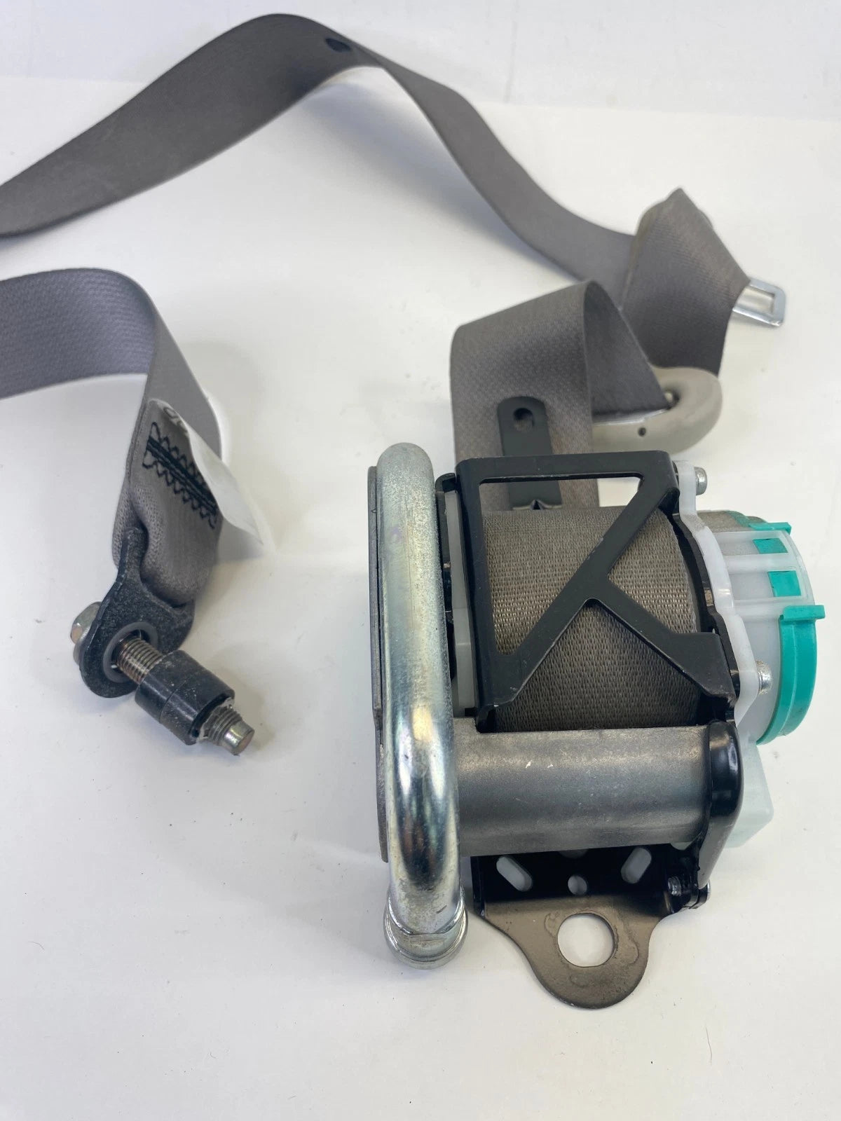 11 12 13 14 15 16 17 Nissan Quest Front Right Side Seat Belt Retractor Assy OEM