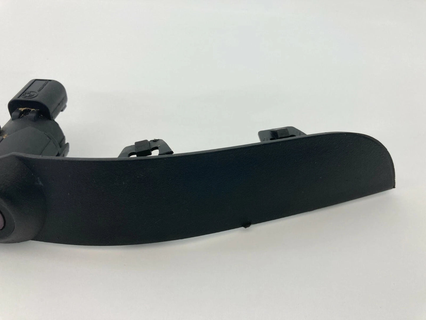 2000-2003 BMW X5 FRONT RIGHT BUMPER MOLDING TRIM PARKING SENSOR 8408386