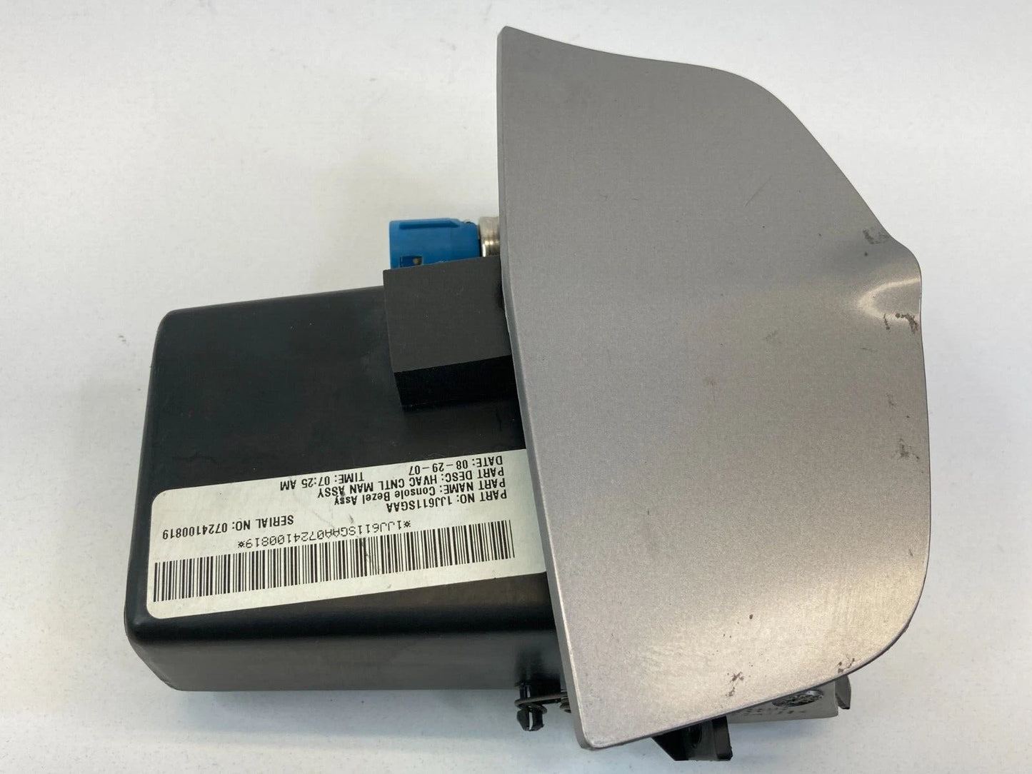 07 08 CHRYSLER SEBRING CENTER CONSOLE STORAGE POCKET W POWER OUTLET LIGHTER 12V