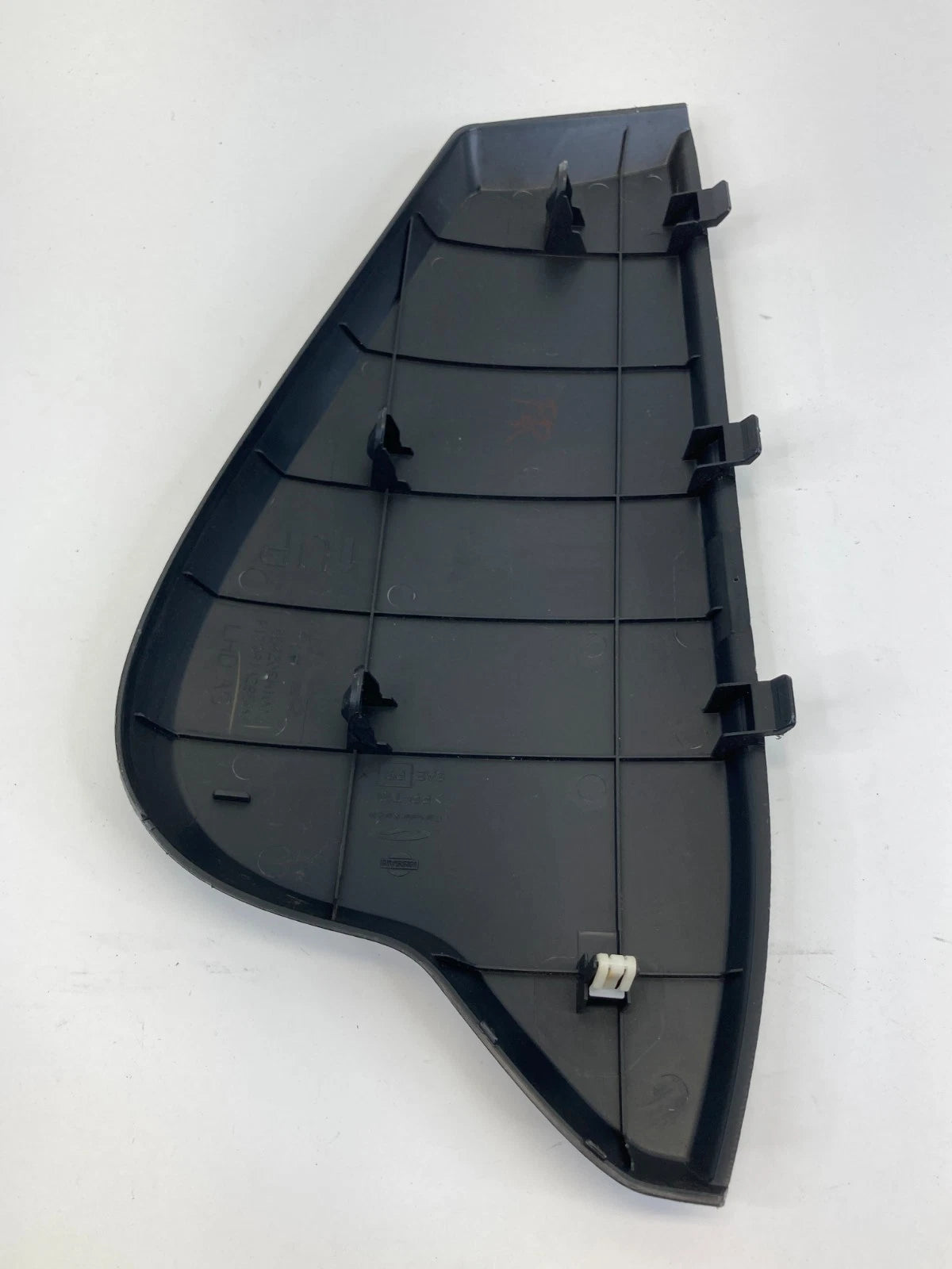 2006-2010 INFINITI M35 M45 RIGHT SIDE DASH END CAP COVER TRIM 68420-EH100 OEM