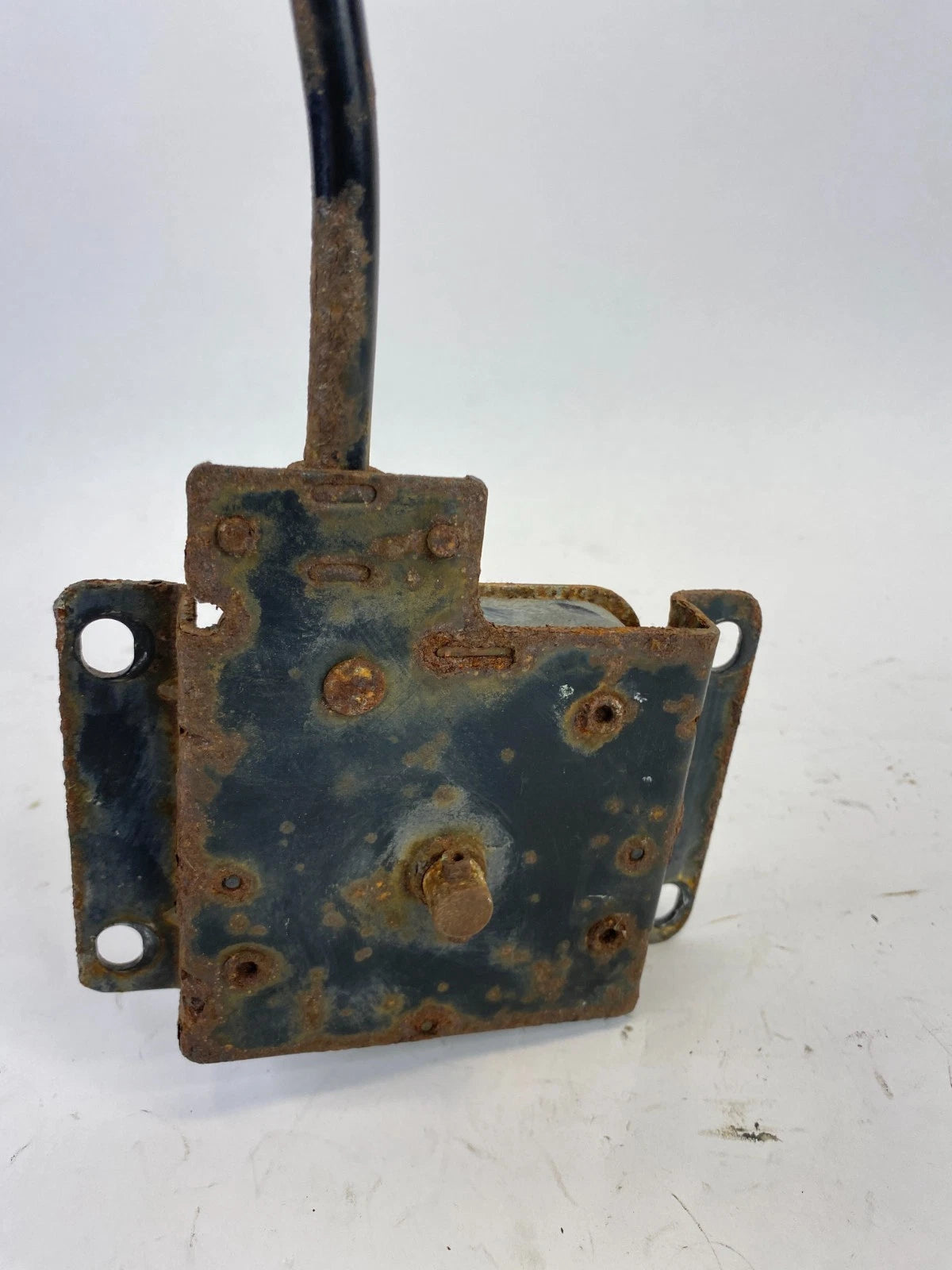 07-09 LEXUS RX350 04-07 TOYOTA HIGHLANDER SPARE TIRE HOIST WHEEL CARRIER WINCH