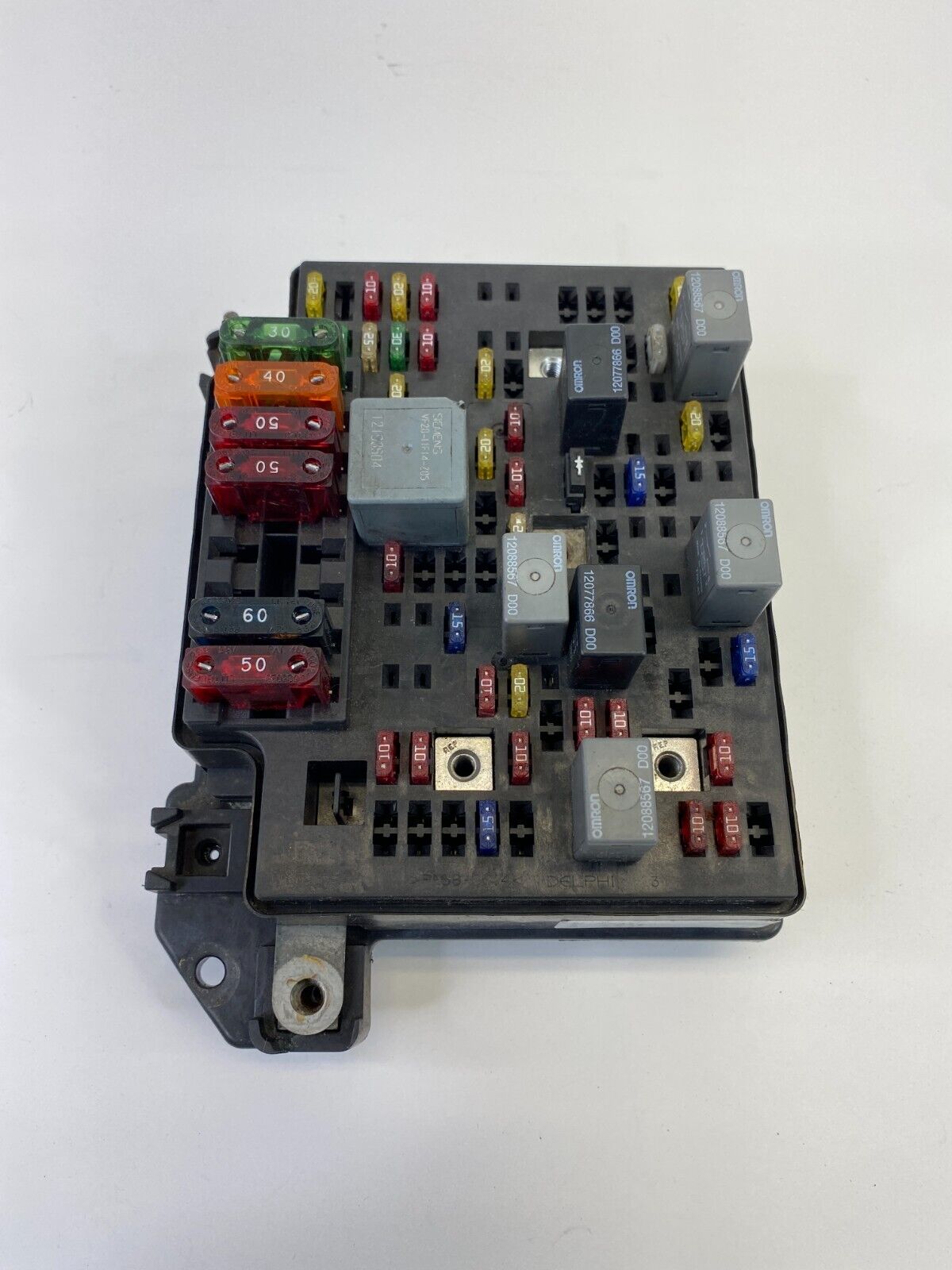 1998-2004 Chevrolet S10 2.2 Manual Trans Engine Fuse Box Junction Block OEM