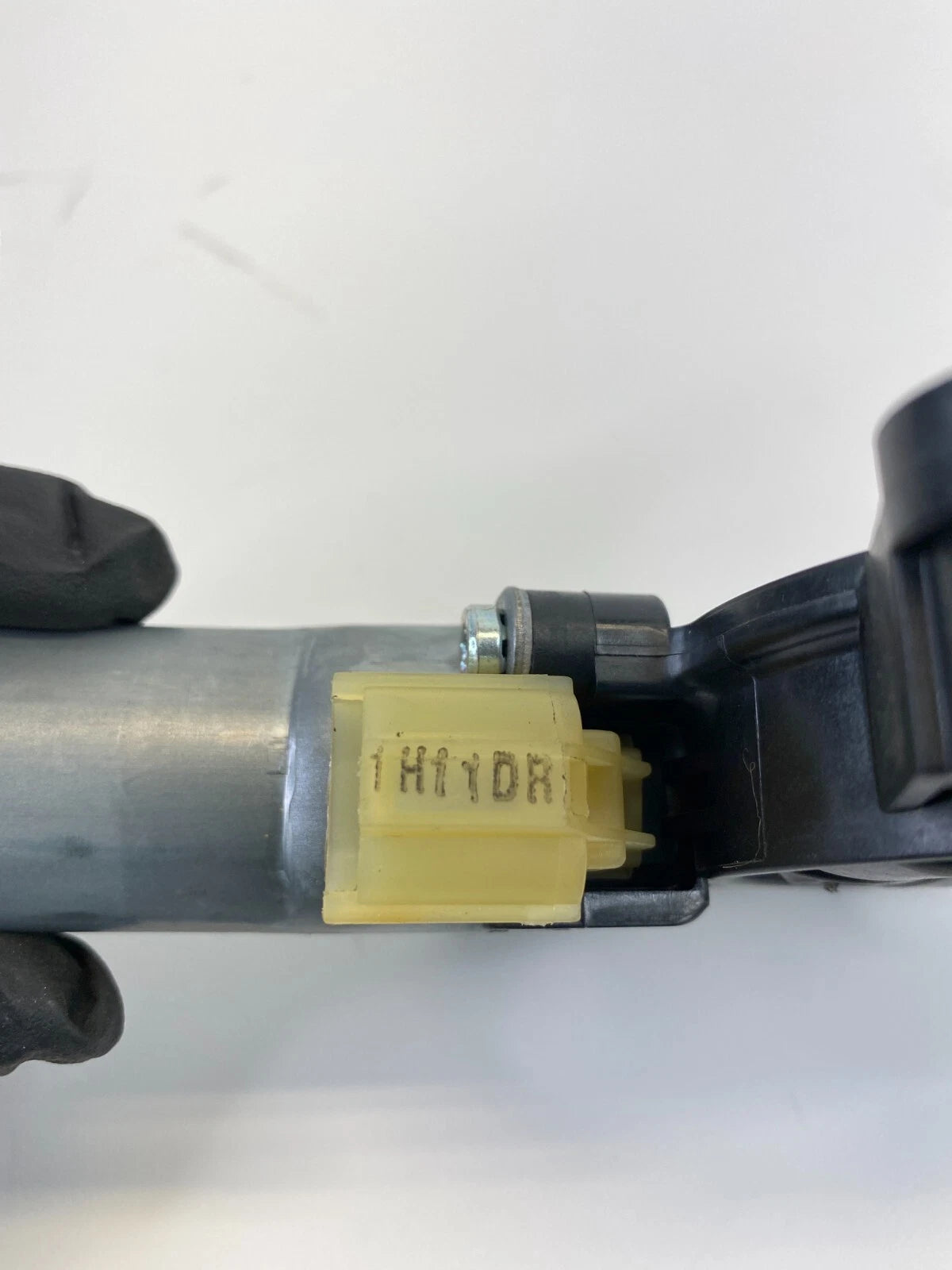 2009-2012 HYUNDAI ELANTRA 2007-2012 VERACRUZ REAR LEFT POWER WINDOW MOTOR OEM
