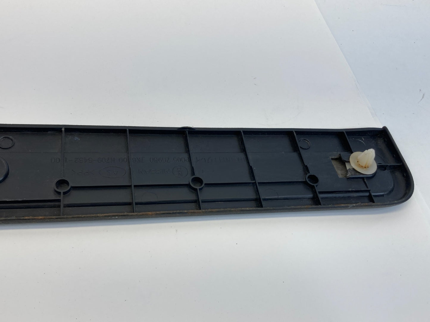 2009-2013 Infiniti G37 Sedan Front Left Side Door Sill Scuff Plate 769B0-JK600