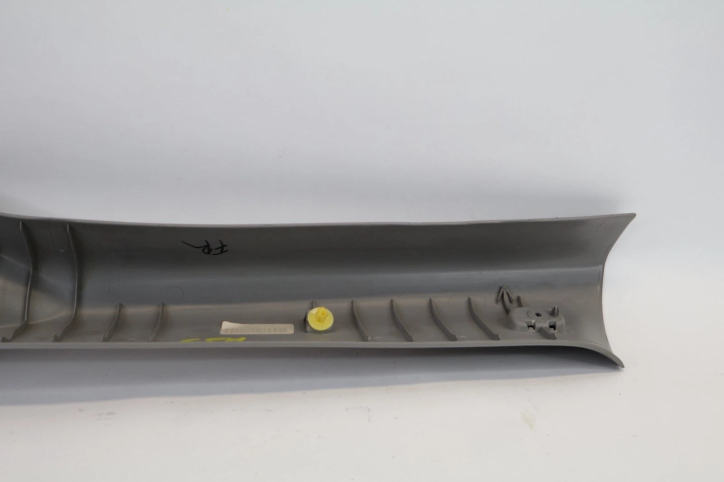 2016-2022 HONDA PILOT RIGHT SIDE A-PILLAR COVER TRIM PANEL W/ SPEAKER 84101-TG7