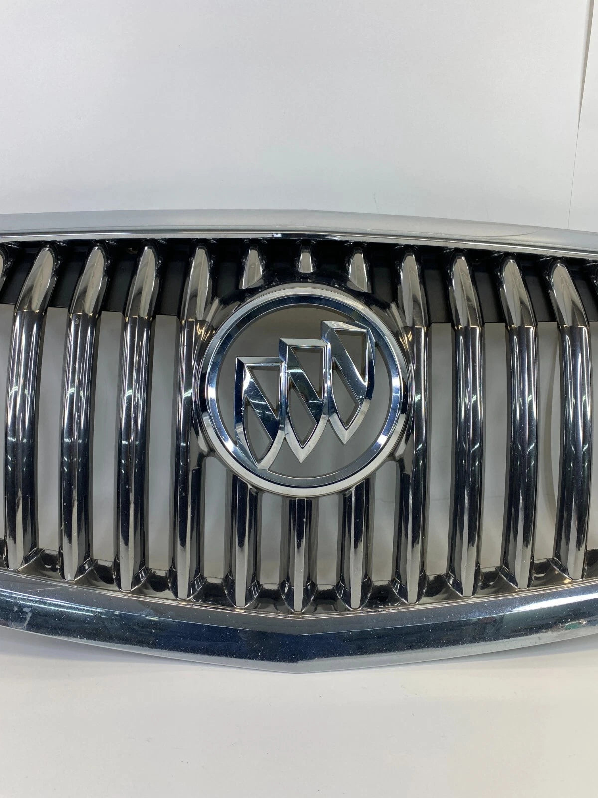 2008-2012 BUICK ENCLAVE FRONT BUMPER CENTER GRILL GRILLE ASSEMBLY 15297923 OEM