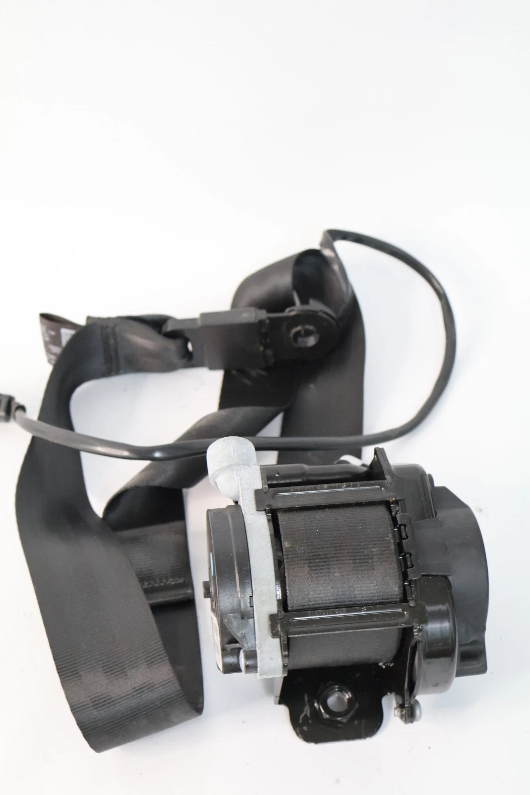 2012 12 FORD FOCUS FRONT RIGHT PASSENGER SEAT BELT RETRACTOR 617232600E OEM