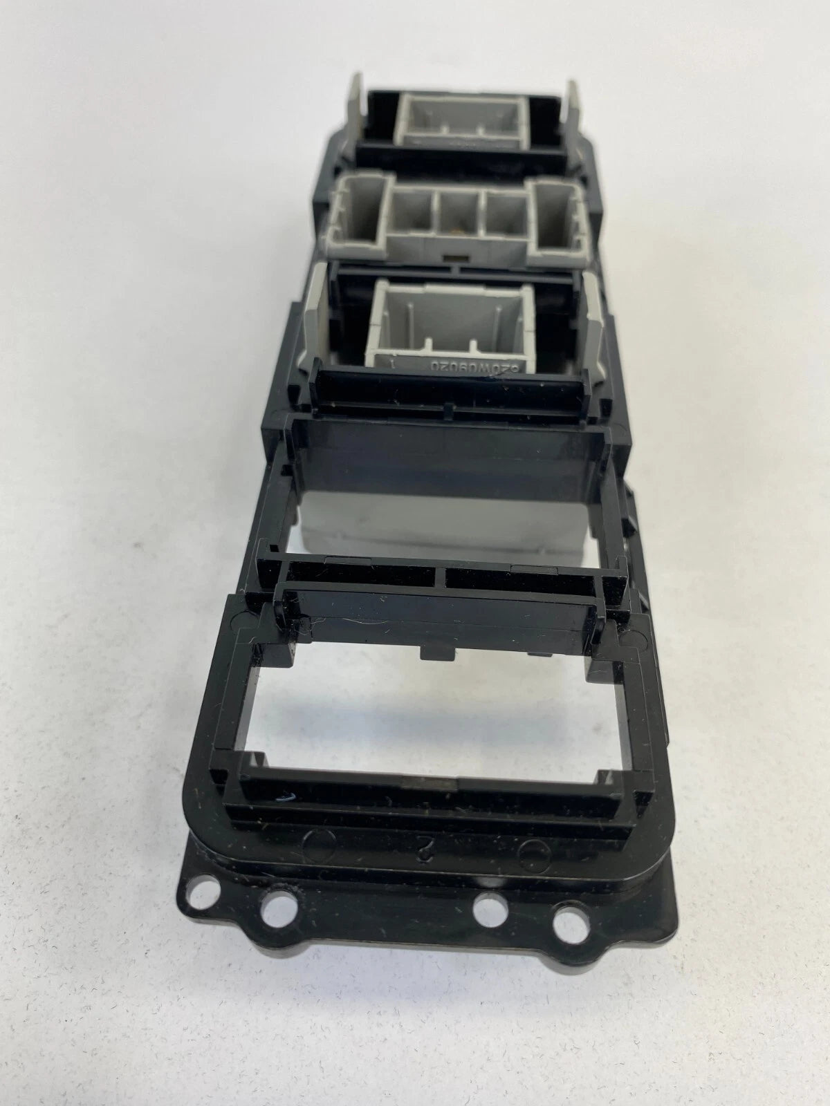 2007 2008 2009 KIA SPECTRA DASH BLANK SWITCH COVER BEZEL TRIM 201002764 OEM