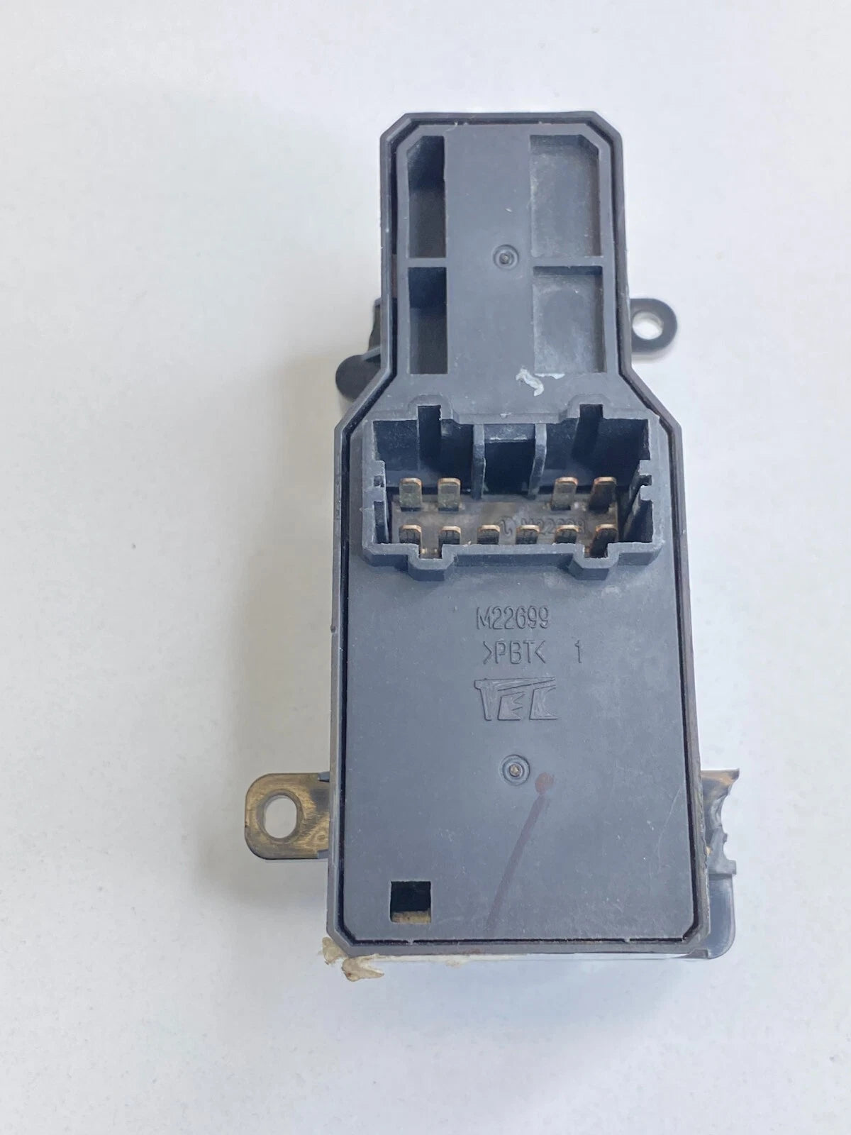 2003-2008 HONDA ACCORD SEDAN FRONT RIGHT DOOR WINDOW BUTTON SWITCH M22699 OEM