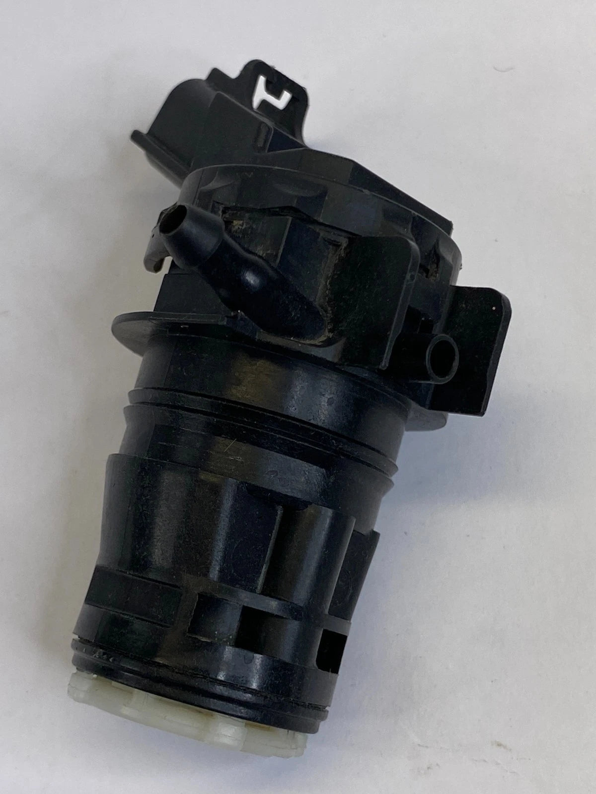2007-2020 LEXUS GS350 WINDSHIELD WASHER PUMP MOTOR 85330-60190 OEM