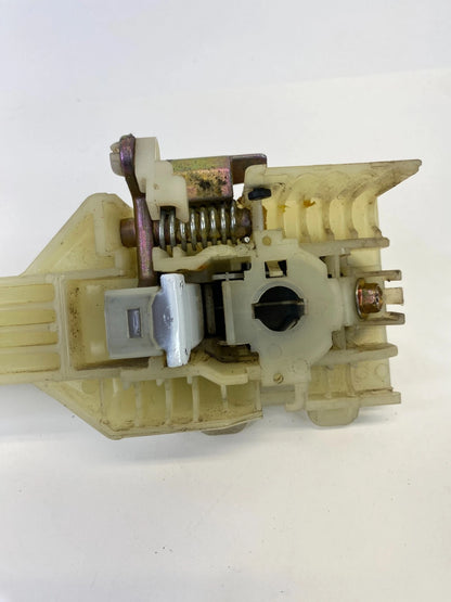 2002-2006 KIA OPTIMA FRONT RIGHT PASSENGER SIDE EXTERIOR DOOR HANDLE ASSY OEM