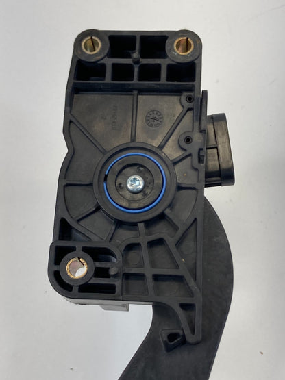 2010-2017 Chevrolet Equinox 2.4L AT Fuel Accelerator Gas Pedal Throttle OEM