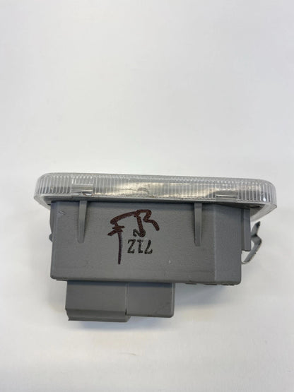 04 05 06 07 08 TOYOTA SOLARA FR RH FRONT RIGHT DOOR COURTESY LIGHT LAMP OEM