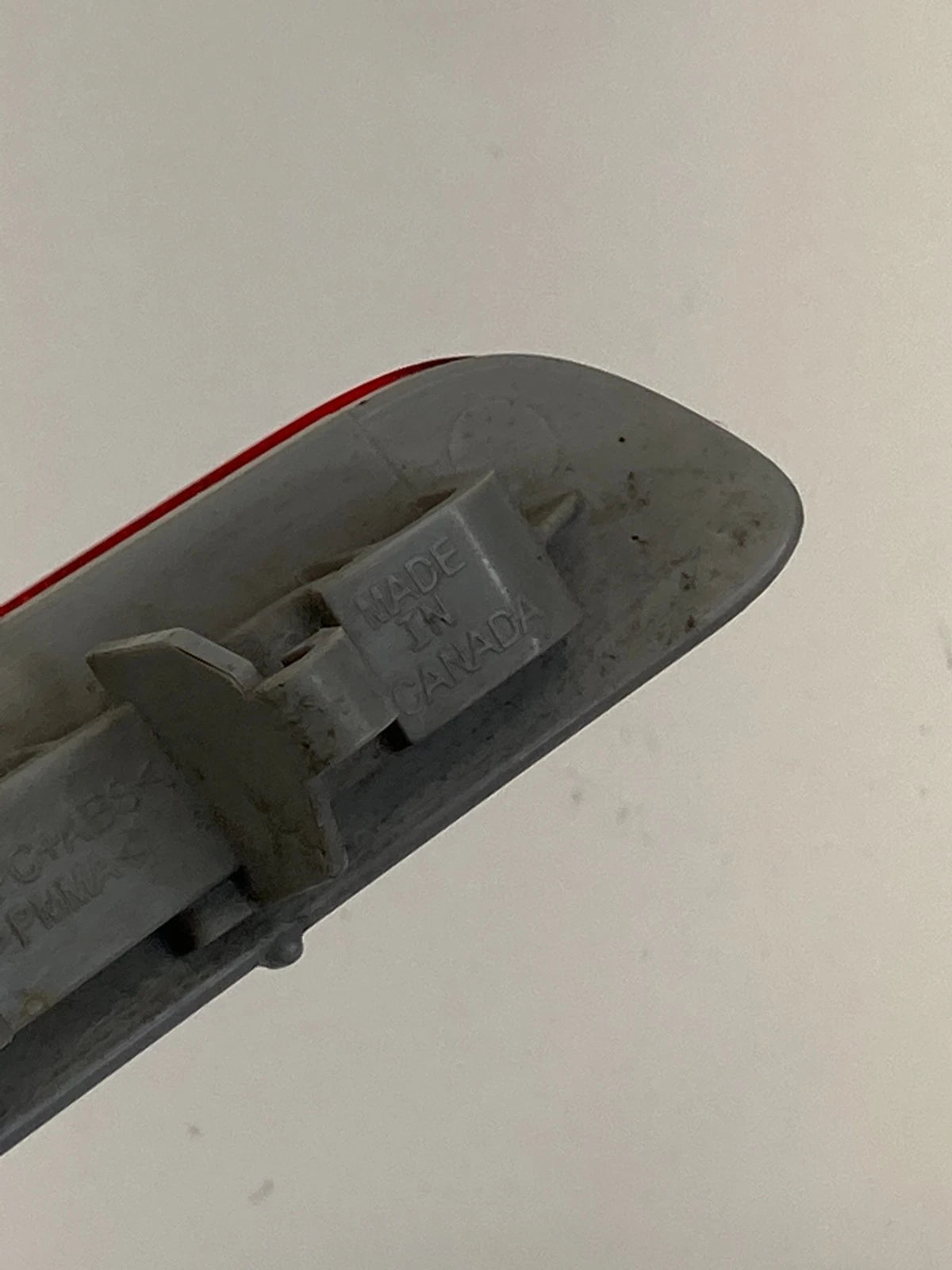 2013-2015 FORD EXPLORER INTERCEPTOR REAR BUMPER LEFT SIDE LOWER REFLECTOR LAMP