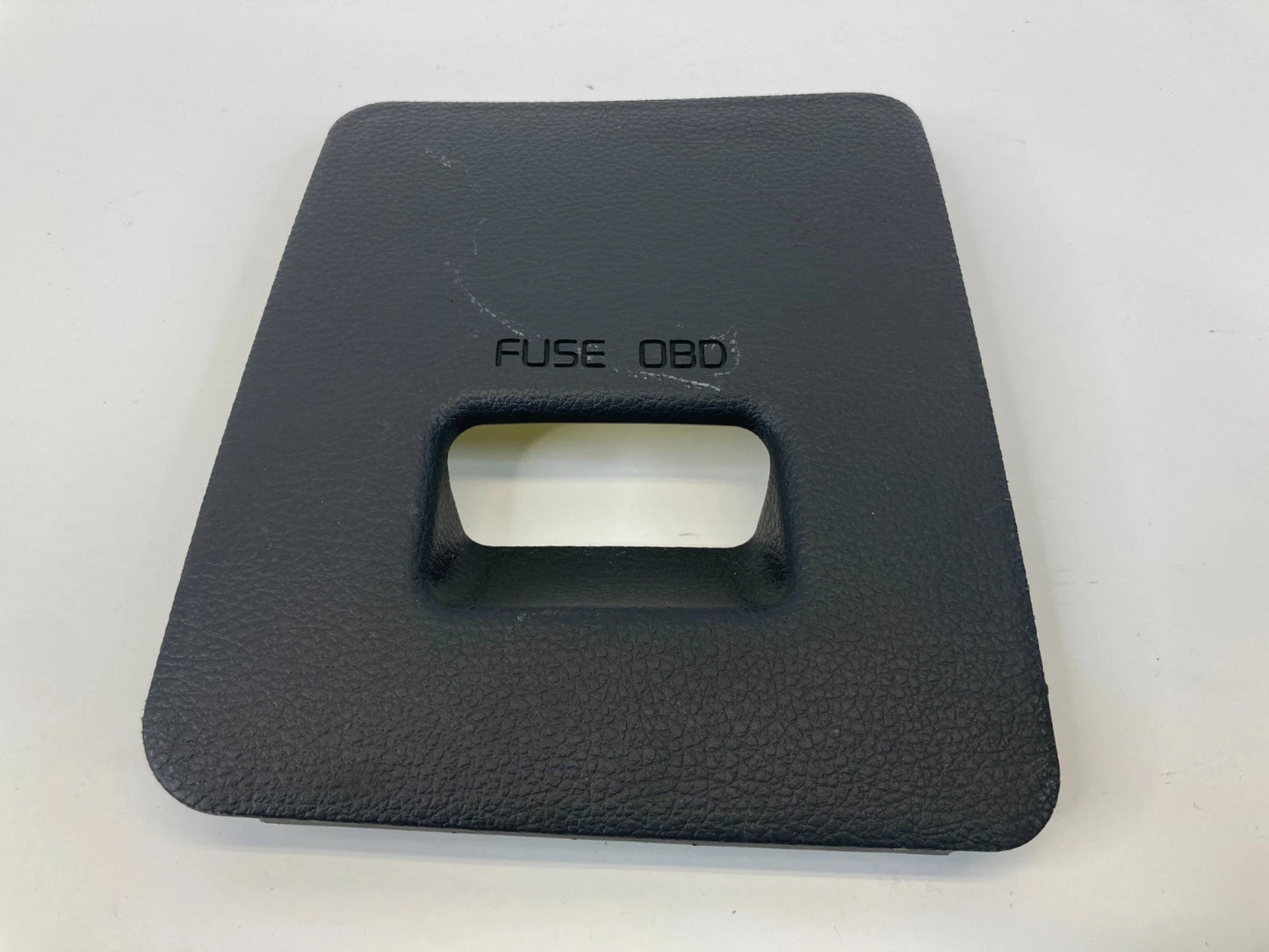2015 2016 Kia Forte 1.8L L4 Dashboard Lower Left Side OBD Fuse Box Trim Cover