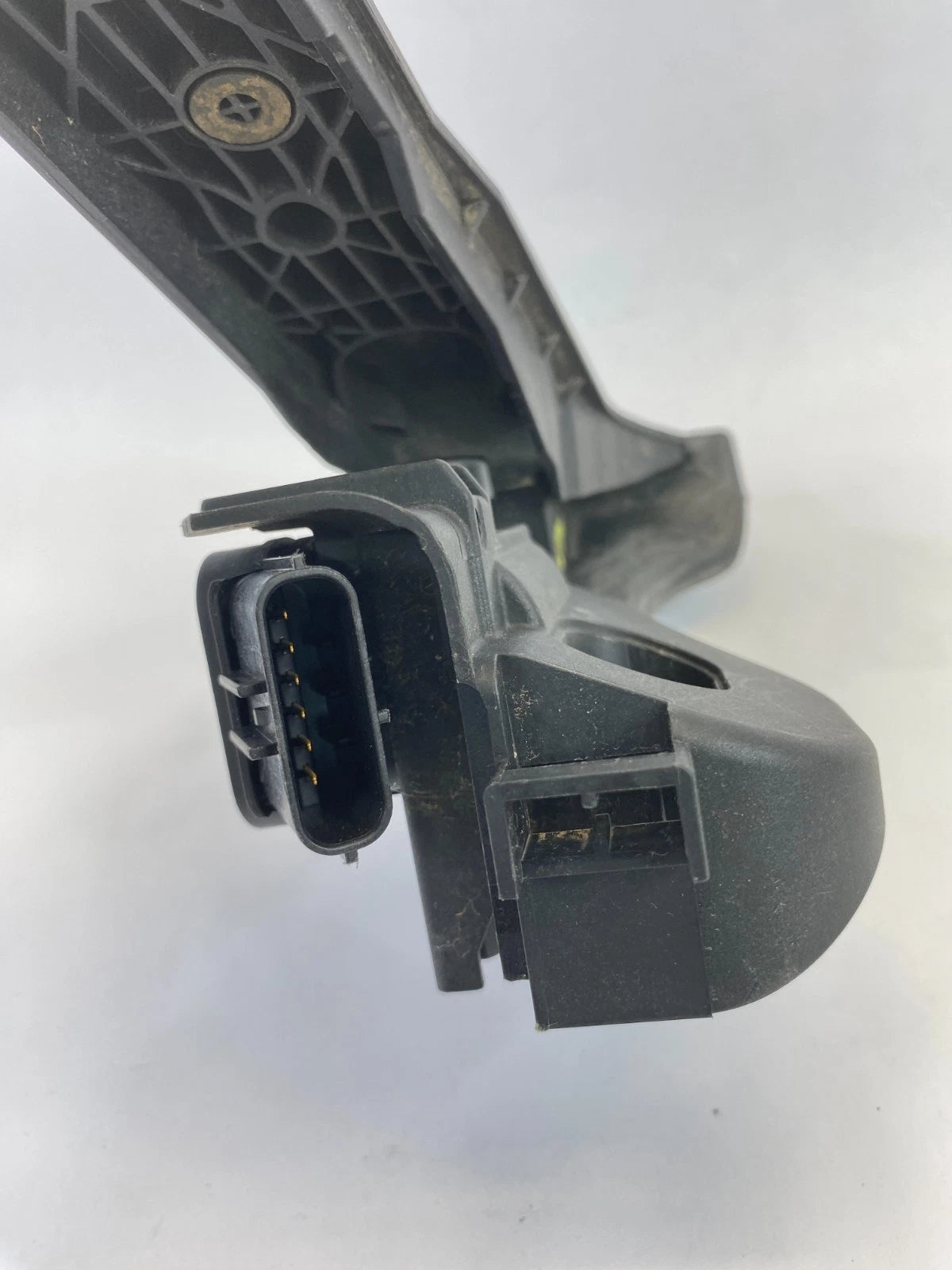 2009-2017 VOLKSWAGEN CC ACCELERATOR GAS PEDAL POSITION SENSOR OEM 1K1723503AP