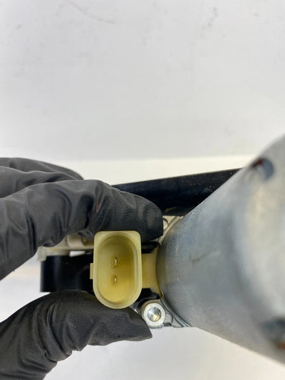 OEM 2003-2009 RANGE ROVER REAR LEFT SIDE BACK DOOR WINDOW REGULATOR W /MOTOR