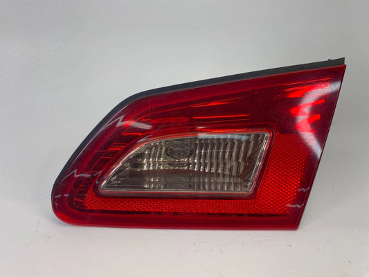 2007 2008 INFINITI G35 SEDAN RIGHT RH TAILLIGHT LIGHT INNER LID BACKUP LAMP OEM