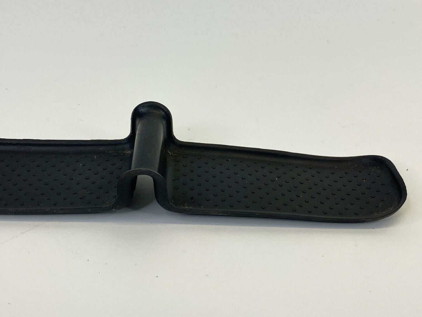 02 03 04 05 06 Toyota Camry Rear Right Door Inside Pull Handle Insert Mat OEM