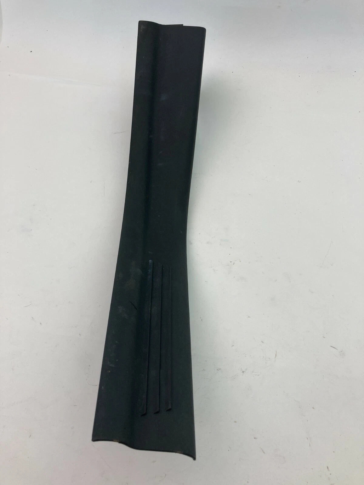 04-07 VOLVO S40 SEDAN REAR RIGHT DOOR SILL SCUFF PLATE MOLDING TRIM COVER OEM