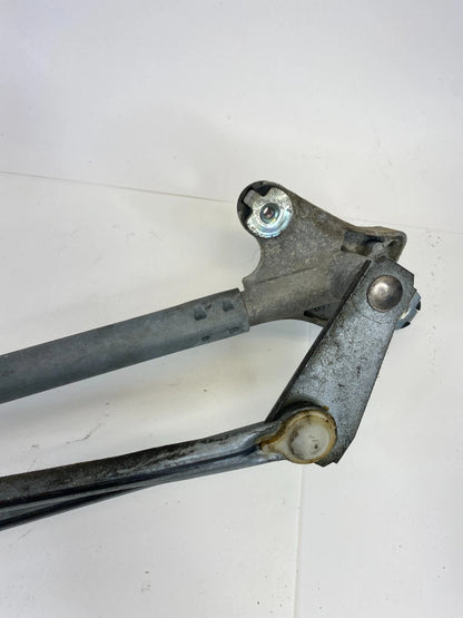 2004-2008 TOYOTA SOLARA FRONT WINDSHIELD WIPER MOTOR W/ LINKAGE 85110-AA050 OEM