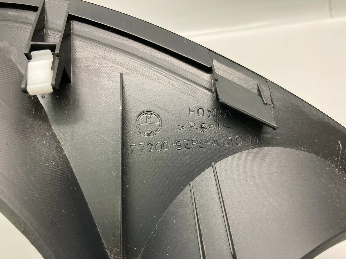 2004 05 2006 ACURA TL DASH INSTRUMENT CLUSTER SPEEDOMETER BEZEL TRIM INFO SWITCH