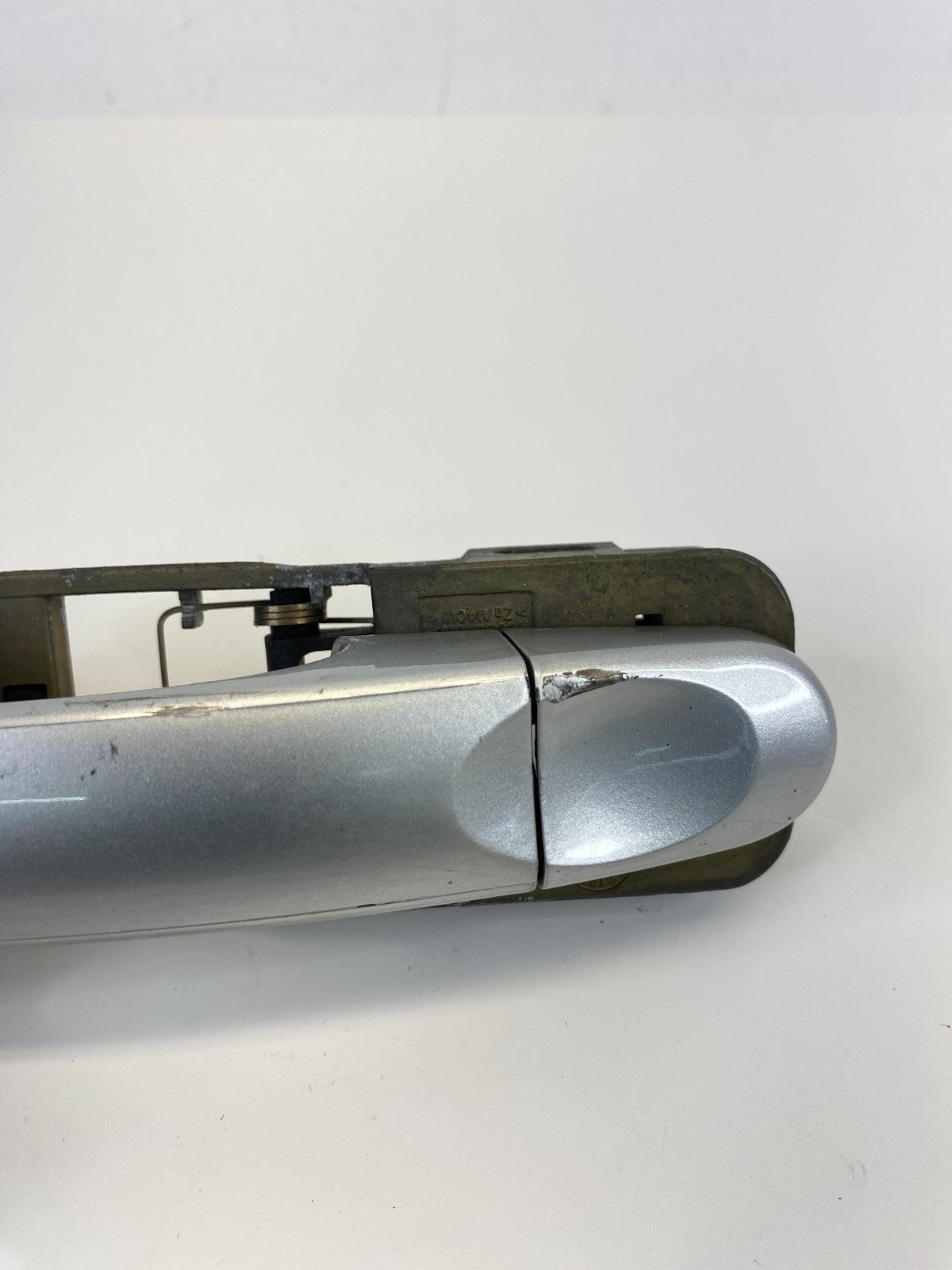 1998-2010 Volkswagen Beetle Front Right Passenger Side Exterior Door Handle OEM