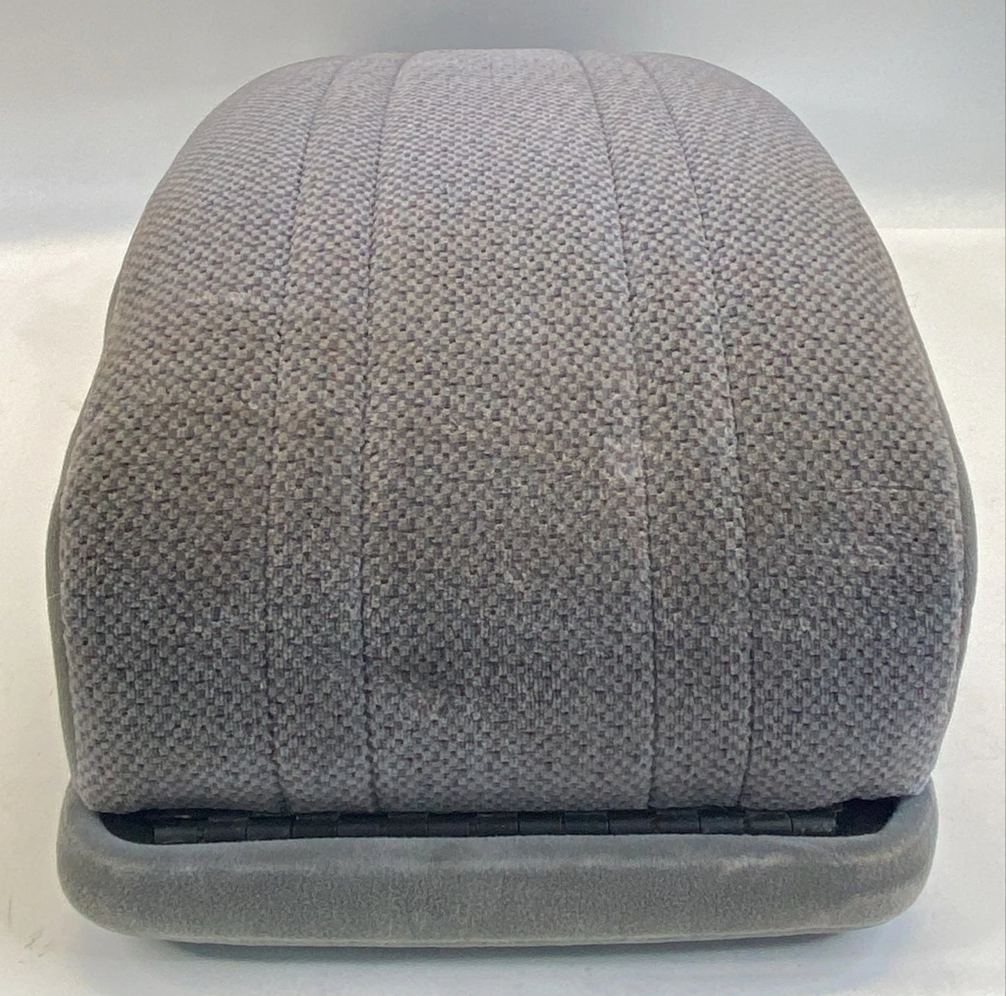 2000-2005 TOYOTA TUNDRA JUMP SEAT CENTER CONSOLE ARMREST CUP HOLDER STORAGE OEM