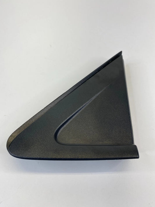 11-16 HYUNDAI ELANTRA SEDAN REAR RIGHT EXTERIOR APPLIQUE CORNER COVER 878203X000