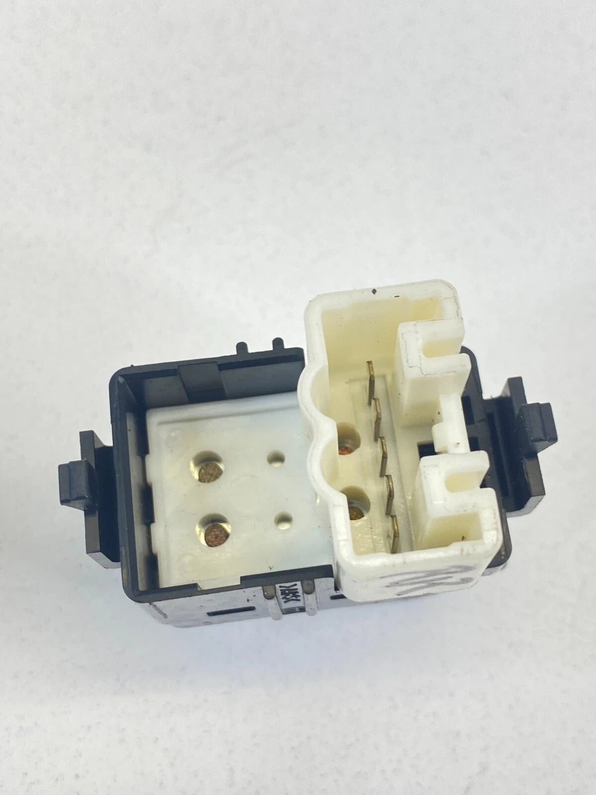 2004-2010 TOYOTA AVALON REAR RIGHT DRIVER WINDOW BUTTON SWITCH RR RH OEM