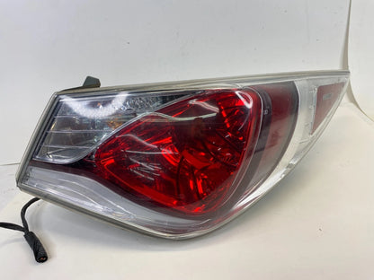 2011-2015 HYUNDAI SONATA RIGHT SIDE TAILLIGHT TAIL LIGHT LAMP OUTER QUARTER OEM