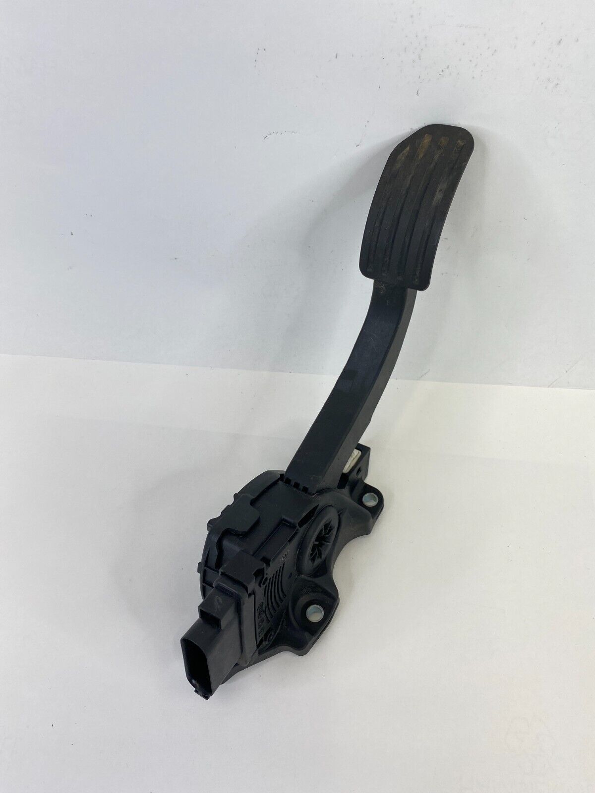 2008-2016 Volvo XC70 Accelerator Throttle Gas Pedal 6G92-9F836-BD OEM