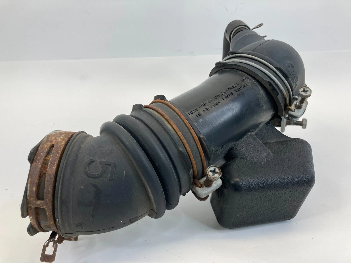 2010-2015 TOYOTA PRIUS AIR INTAKE INLET TUBE HOSE RESONATOR UNIT OEM 17880-37100
