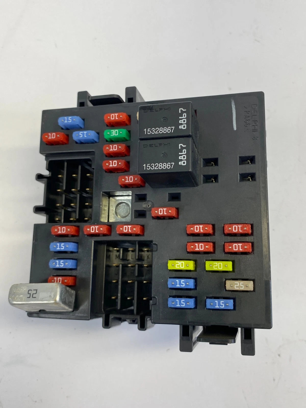 2003-2006 CHEVROLET TAHOE 5.3L ENGINE FUSE BOX JUNCTION BLOCK 15058033 OEM