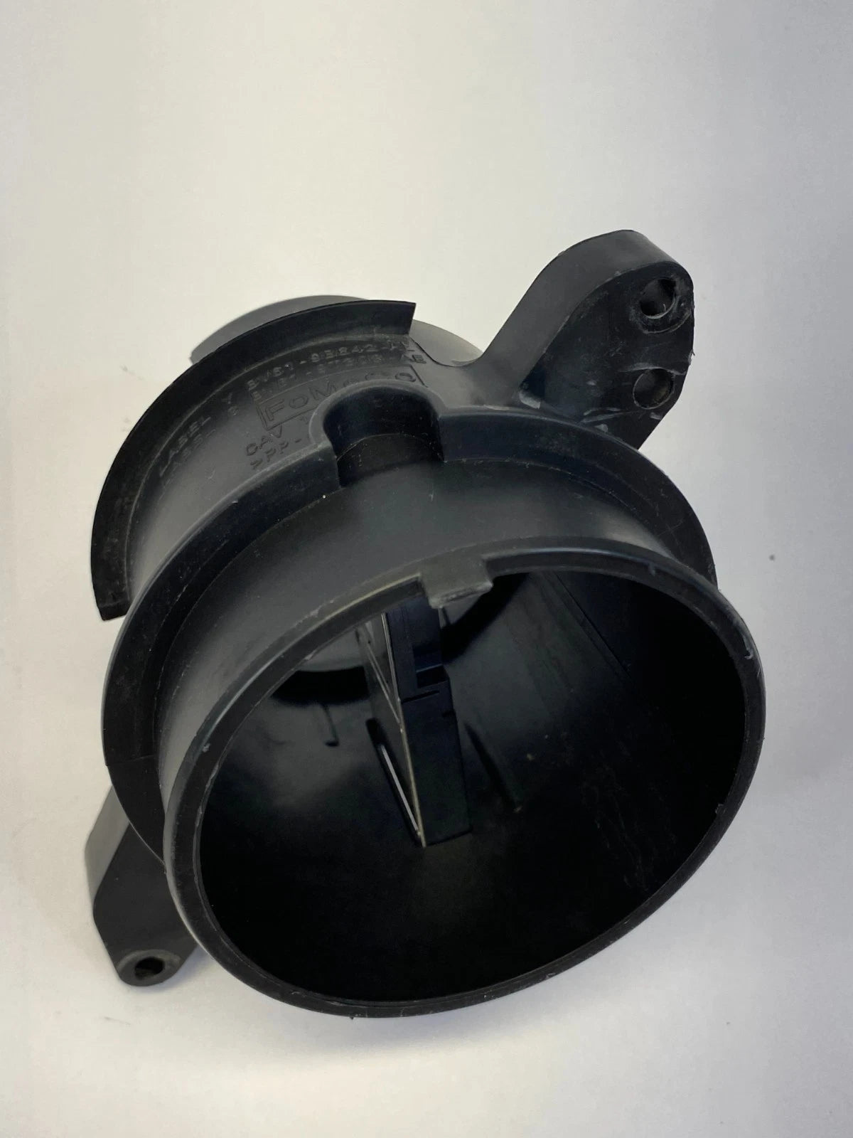 2012-2018 FORD FOCUS 2.0L MASS AIR FLOW MAF SENSOR TUBE HOUSING OEM BV61-9B642-A