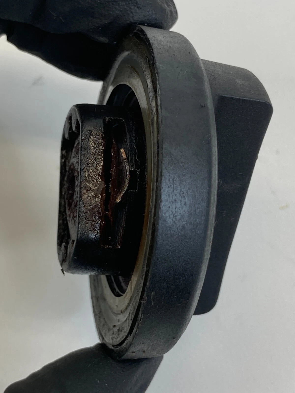1998-2006 TOYOTA SIENNA 3.3L V6 ENGINE OIL FILLER FLUID RESERVOIR CAP LID COVER