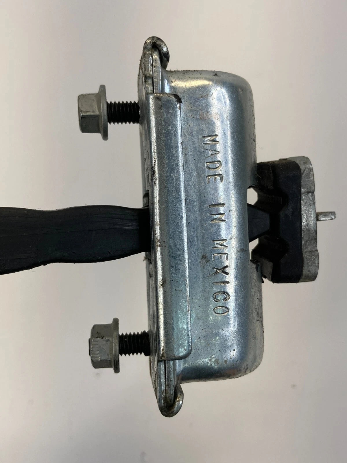 2013-2020 FORD FUSION FRONT LEFT SIDE DOOR CHECK STOPPER DETENT OEM
