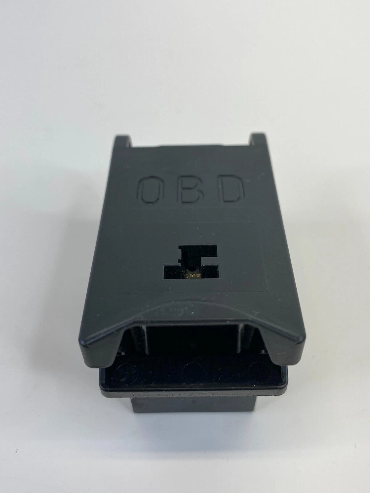 2003-2009 LAND ROVER RANGE ROVER DIAGNOSTIC OBD PLUG PORT COVER TRIM 6901665 OEM