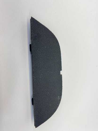 2009-2012 CHEVROLET TRAVERSE FRONT RIGHT DOOR ARMREST TRIM COVER CAP OEM