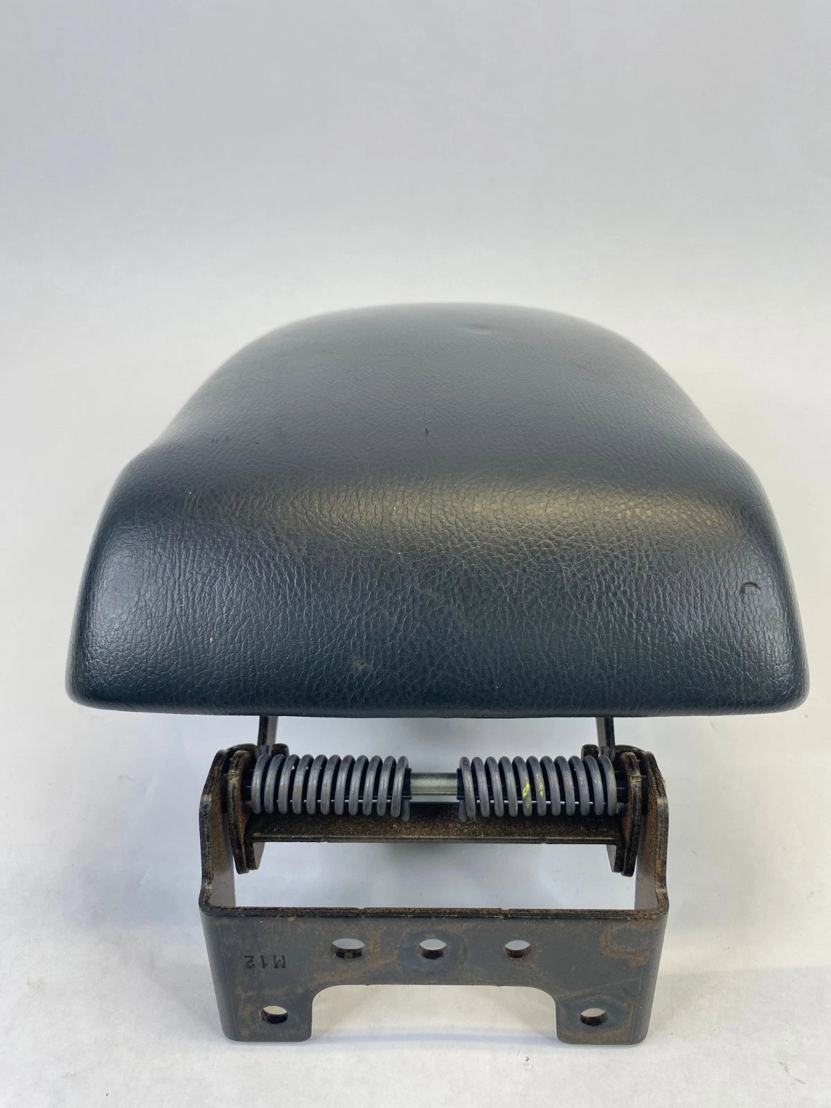 2013-2019 NISSAN SENTRA CENTER CONSOLE ARMREST STORAGE BOX LID FRONT OEM FACTORY