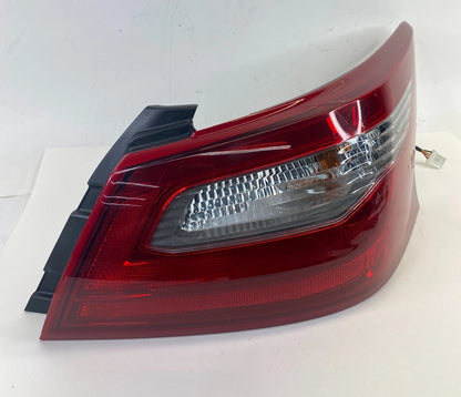 2017 2018 Nissan Altima Rear Right Side Taillight Tail Lamp Assembly OEM