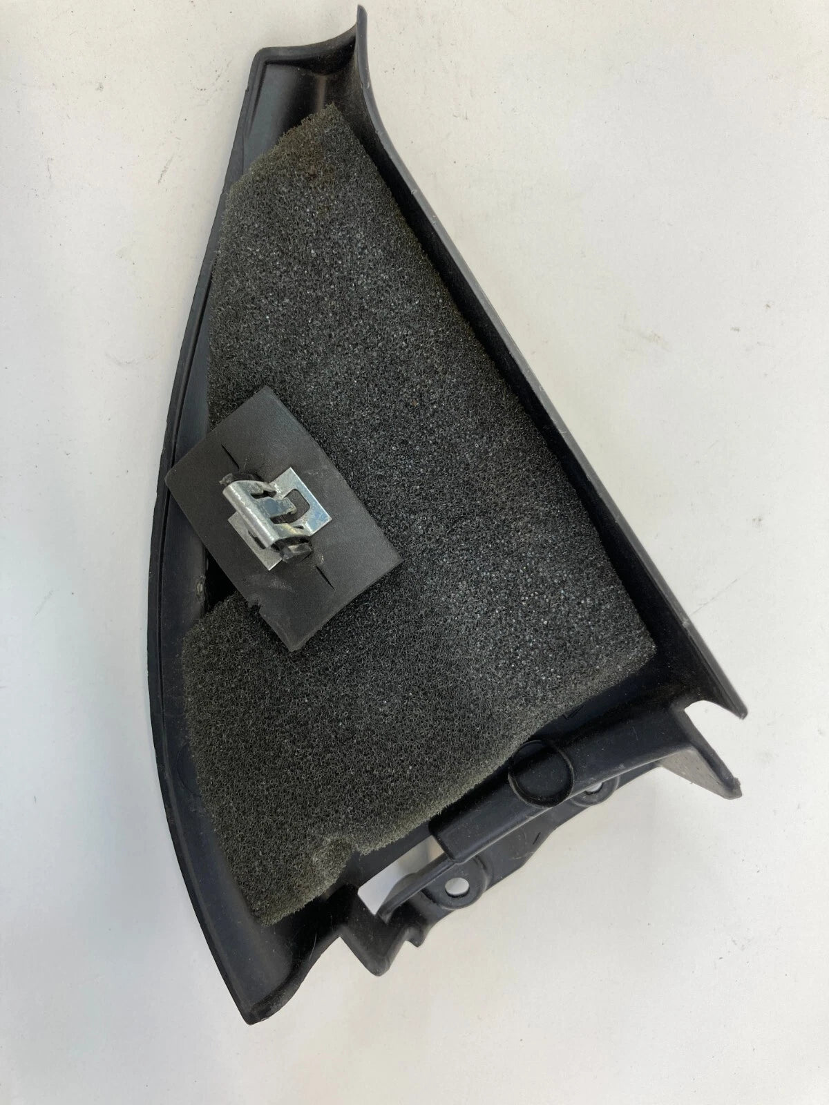 2009-2012 CHEVROLET TRAVERSE FRONT LEFT DRIVER INTERIOR DOOR MIRROR CORNER COVER