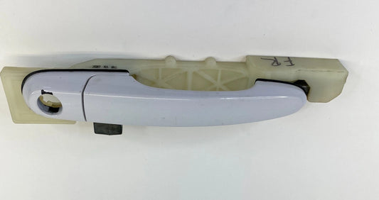 2005-2009 HYUNDAI TUCSON FRONT RIGHT PASSENGER SIDE EXTERIOR DOOR HANDLE OEM