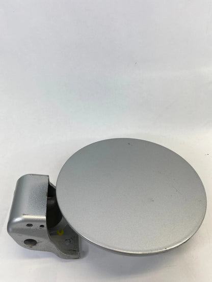 2006-2010 HYUNDAI ELANTRA SEDAN FUEL FILLER DOOR GAS COVER LID 69510-2H001 OEM
