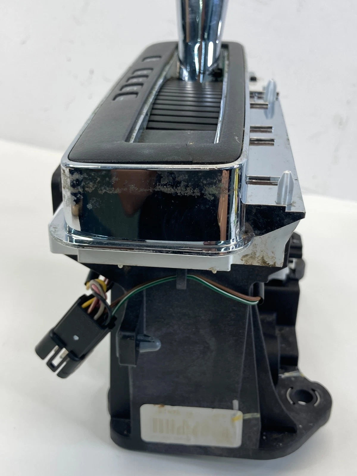 2009-2017 CHEVROLET TRAVERSE AUTOMATIC GEAR SHIFTER GEAR SELECTOR & KNOB OEM