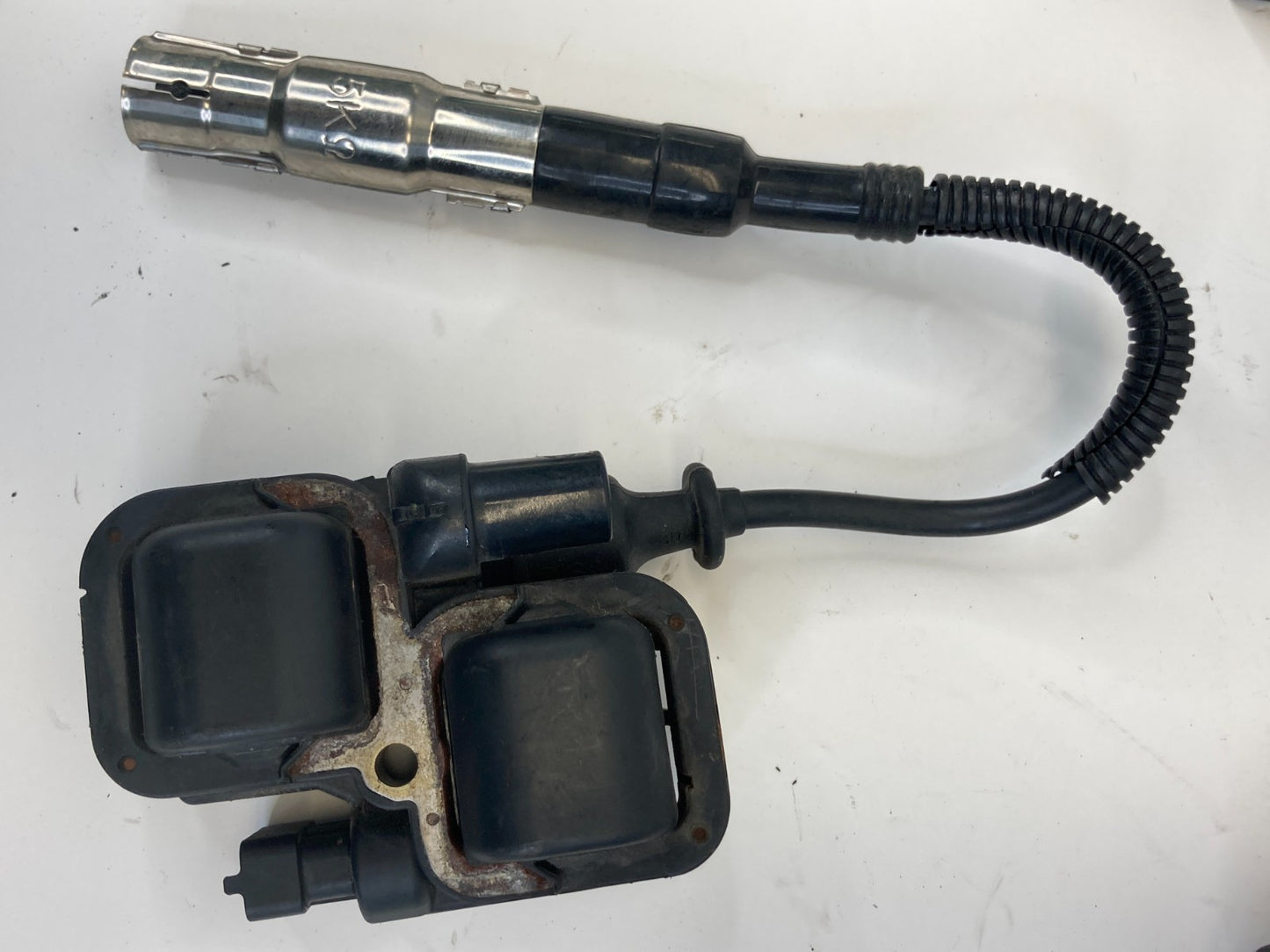 1998-2002 Mercedes-Benz E430 Engine Ignition Coil Ingiter Set of 8 A0001587803