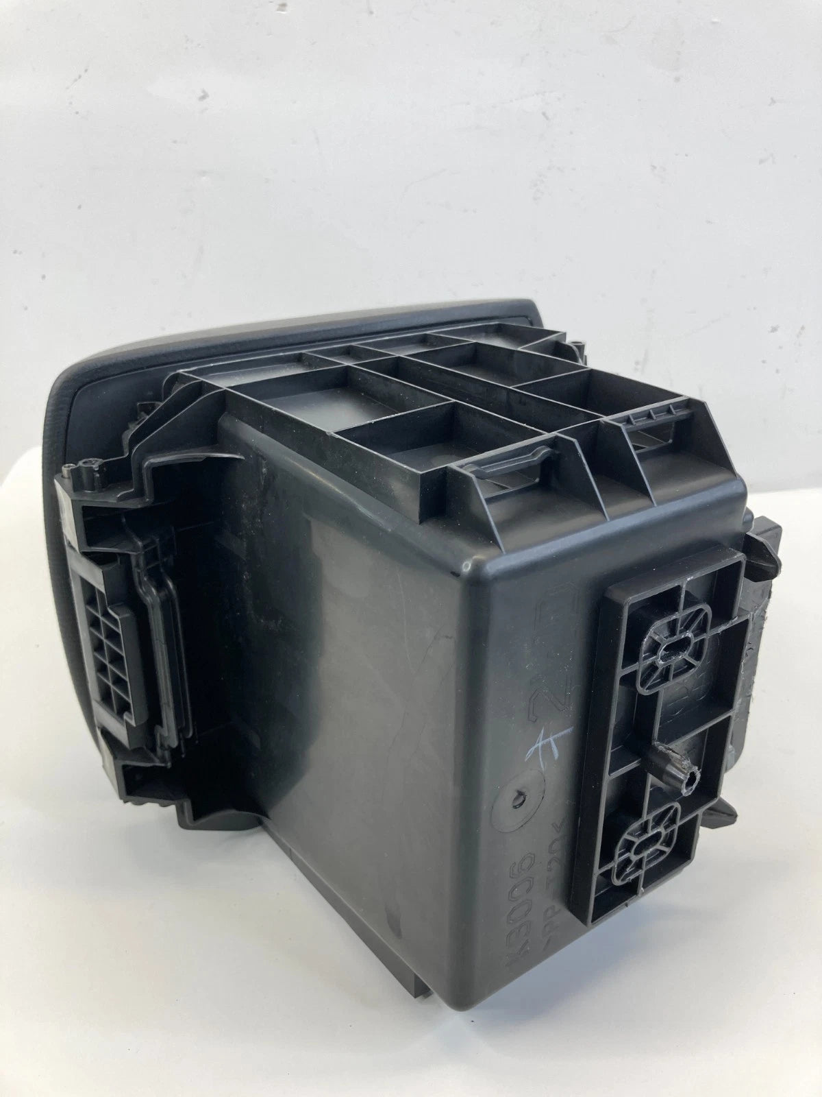 2014-2016 MAZDA 3 CENTER CONSOLE ARMREST STORAGE LID COVER ASSEMBLY BLACK OEM