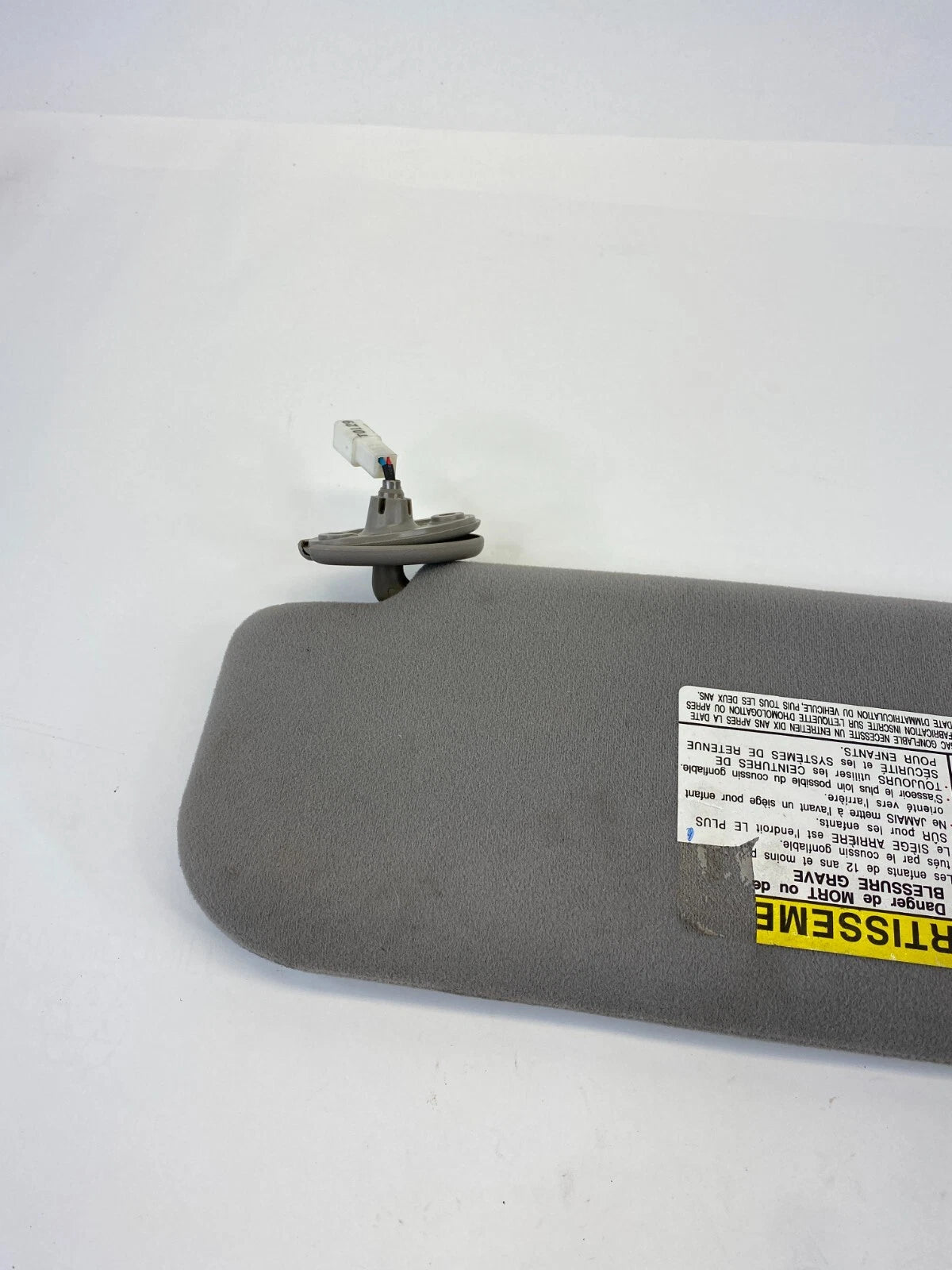 1998 1999 2000 LEXUS GS300 GS400 RIGHT PASSENGER SIDE SUNVISOR SUN VISOR SHADE