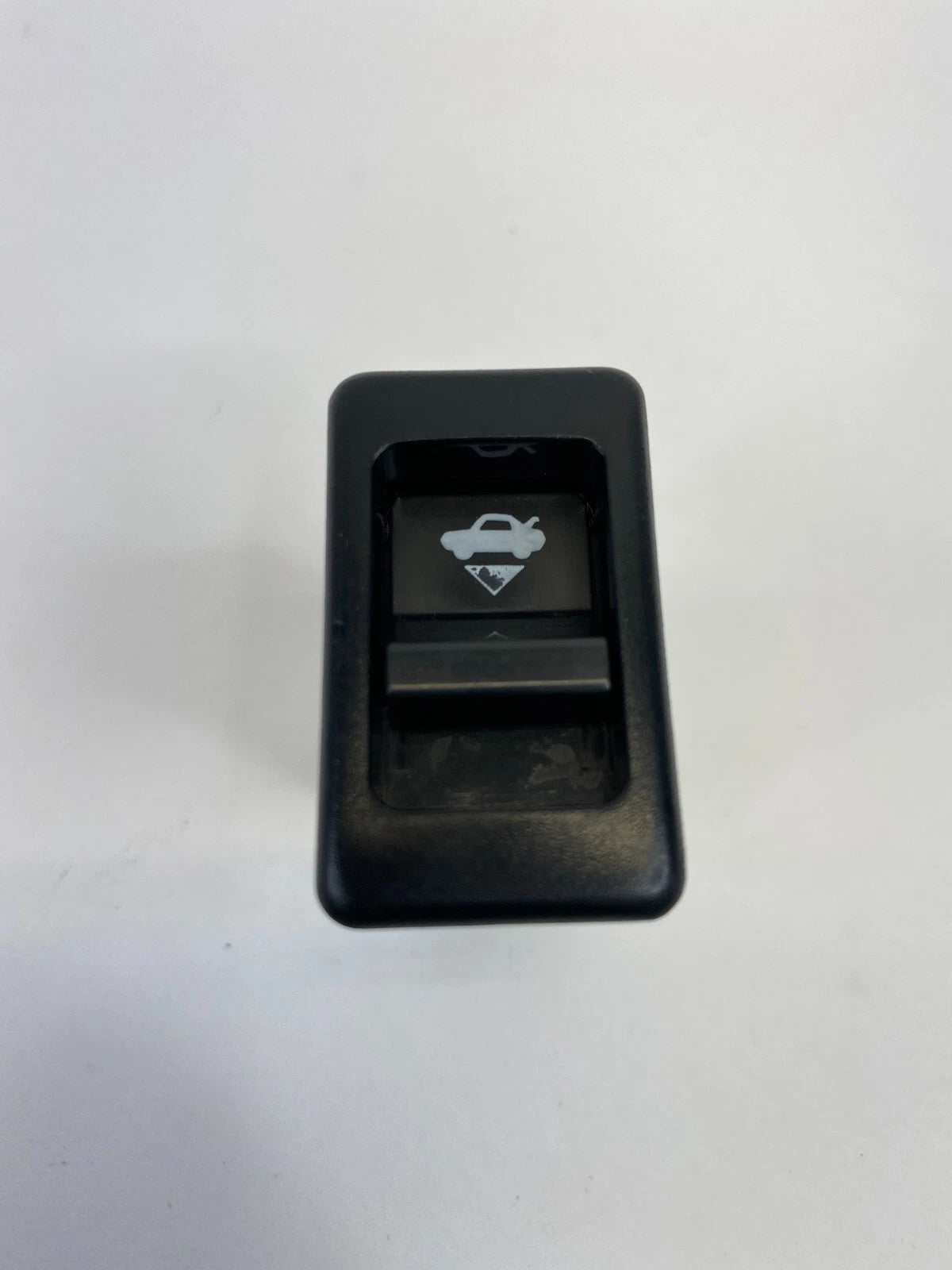 2007-2012 NISSAN ALTIMA 09-14 MAXIMA TRUNK LID OPENER RELEASE CONTROL SWITCH OEM